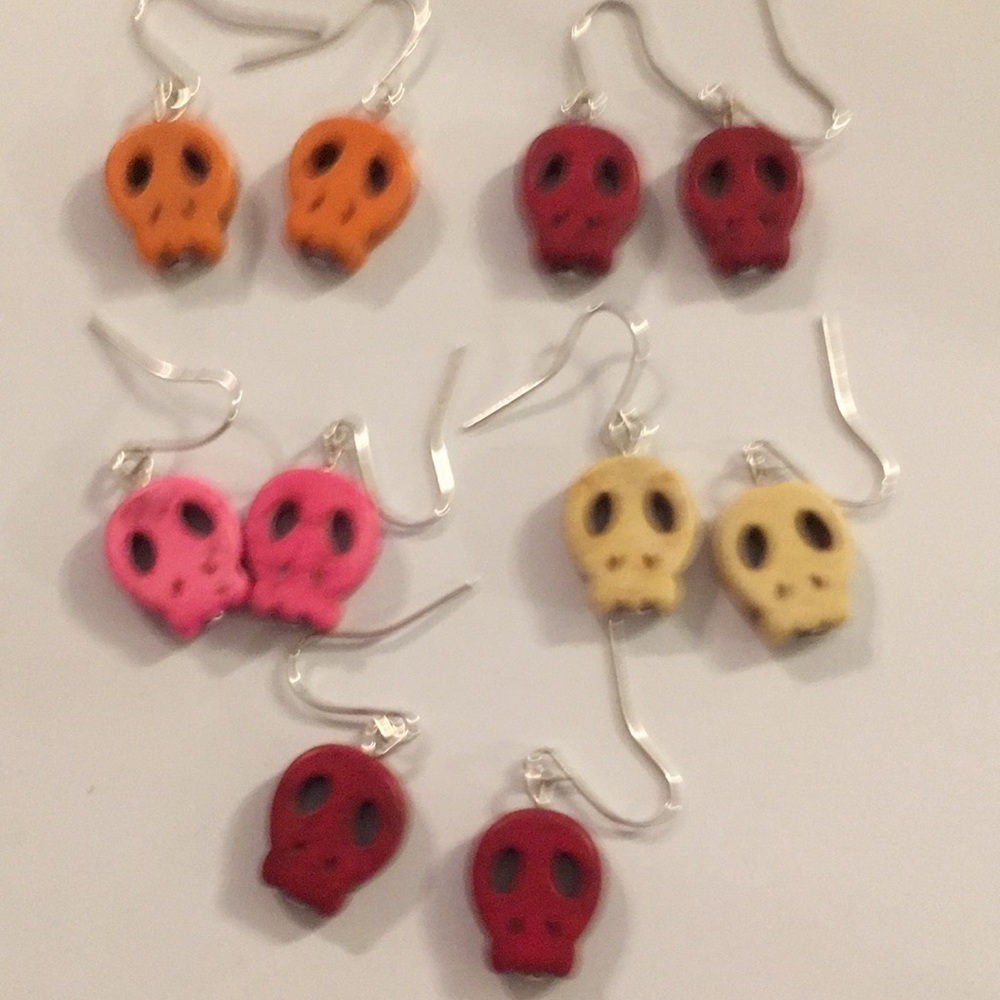 Set of 5 Skull Earrings (N) - Picture 3 of 4